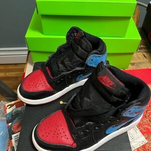 NIKE Air JORDAN 1 Retro High OG 'UNC to Chicago' CU0449-046 Pre School 11c 11